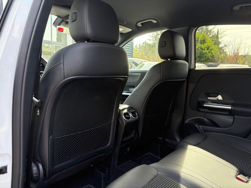 MERCEDES GLA PROGRESSIVE LINE 7 G-DCT