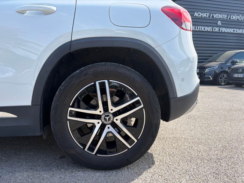 MERCEDES GLA PROGRESSIVE LINE 7 G-DCT