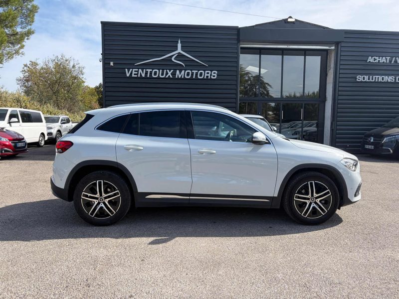 MERCEDES GLA PROGRESSIVE LINE 7 G-DCT