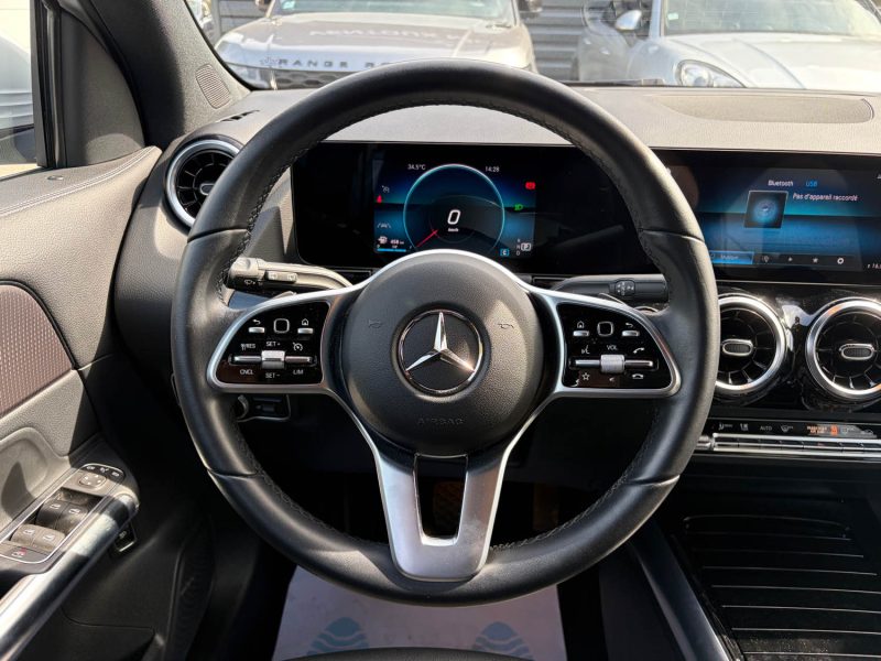 MERCEDES GLA PROGRESSIVE LINE 7 G-DCT