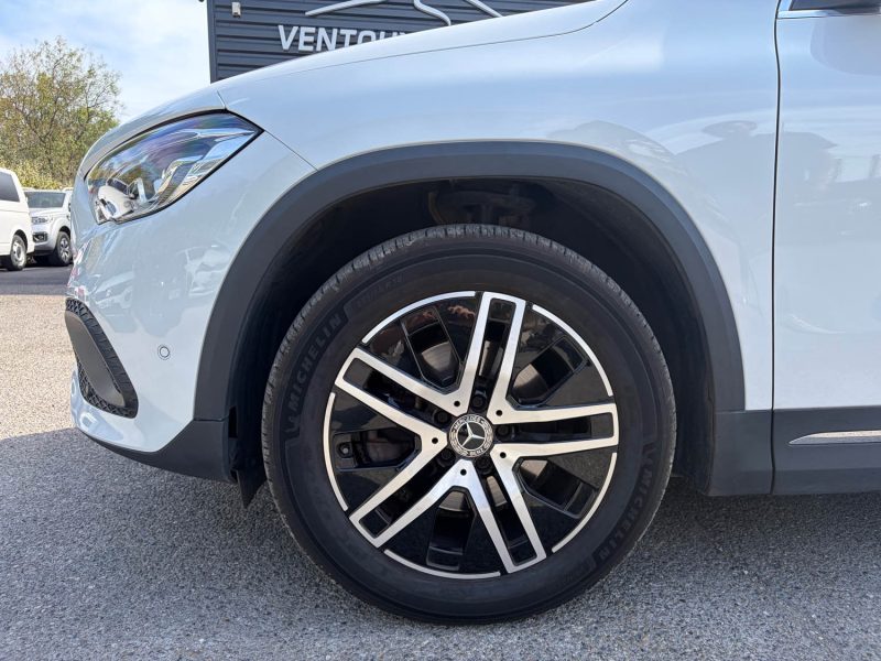 MERCEDES GLA PROGRESSIVE LINE 7 G-DCT