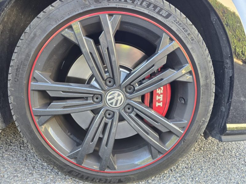 VOLKSWAGEN GOLF VOLKSWAGEN GOLF VII 2.0 TSI 245CH GTI PERFORMANCE DSG7 5P 2020