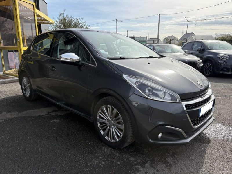 PEUGEOT 208 I 1.6 BLUEHDI 100 ALLURE  2016