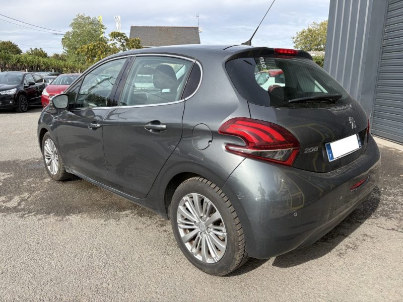 PEUGEOT 208 I 1.6 BLUEHDI 100 ALLURE  2016