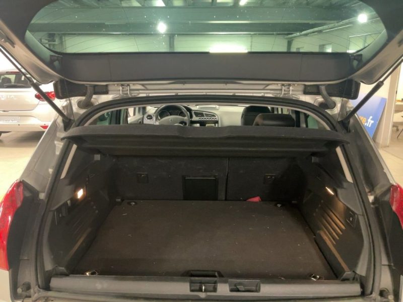 PEUGEOT 3008 2.0 HDI 163 Cv BVA - TOIT PANORAMIQUE / GPS - GARANTIE 12 MOIS NATIONALE
