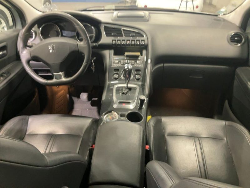 PEUGEOT 3008 2.0 HDI 163 Cv BVA - TOIT PANORAMIQUE / GPS - GARANTIE 12 MOIS NATIONALE