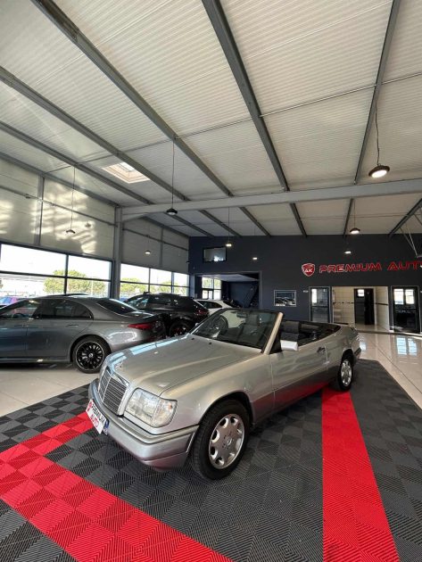 MERCEDES 220 DÉCAPOTABLE 2.2 E 220 BA 1994