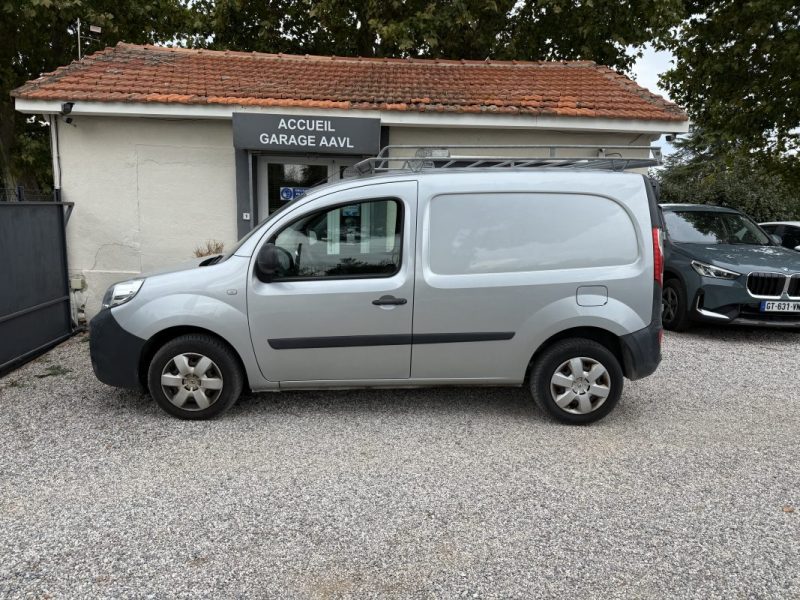 RENAULT KANGOO 1.5 DCI 95 3 PLACES BOÎTE 6 DISTRIBUTION NEUVE  2020