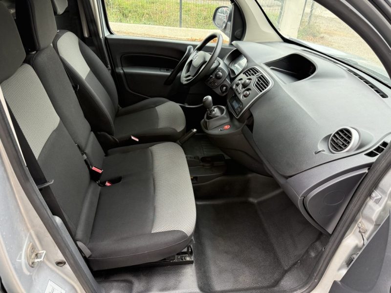 RENAULT KANGOO 1.5 DCI 95 3 PLACES BOÎTE 6 DISTRIBUTION NEUVE  2020