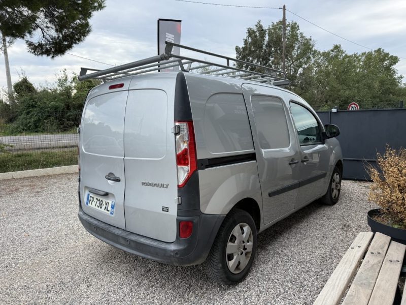 RENAULT KANGOO 1.5 DCI 95 3 PLACES BOÎTE 6 DISTRIBUTION NEUVE  2020