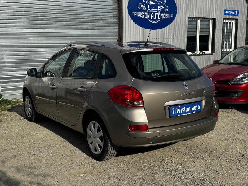 RENAULT CLIO 1.2 16 V 101CH 2010