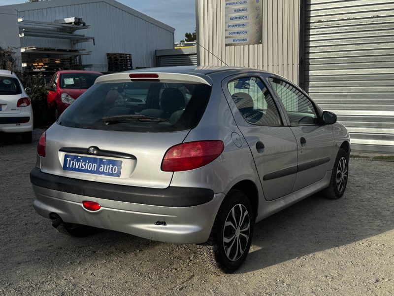 PEUGEOT 206 1.4 PREMIUM 2000