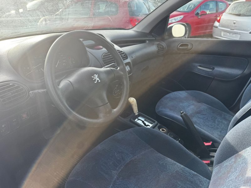 PEUGEOT 206 1.4 PREMIUM 2000