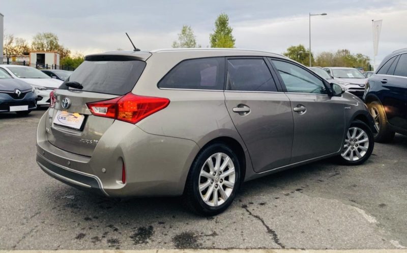 TOYOTA AURIS TOURING SPORTS 1.8 HYBRID 136h DYNAMIC BUSINESS