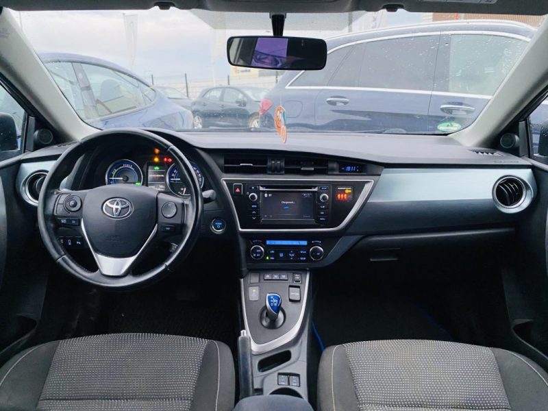 TOYOTA AURIS TOURING SPORTS 1.8 HYBRID 136h DYNAMIC BUSINESS