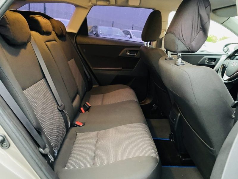 TOYOTA AURIS TOURING SPORTS 1.8 HYBRID 136h DYNAMIC BUSINESS