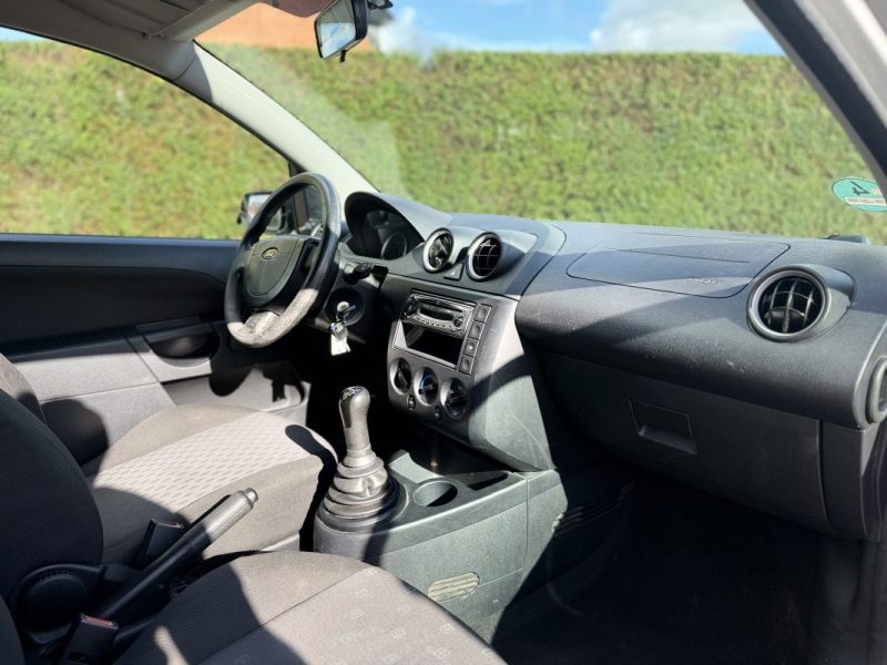 FORD FIESTA PHASE 2 1.3i PACK CLIM