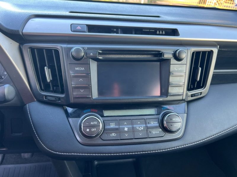 TOYOTA RAV4 124 D-4D 2WD LIFE