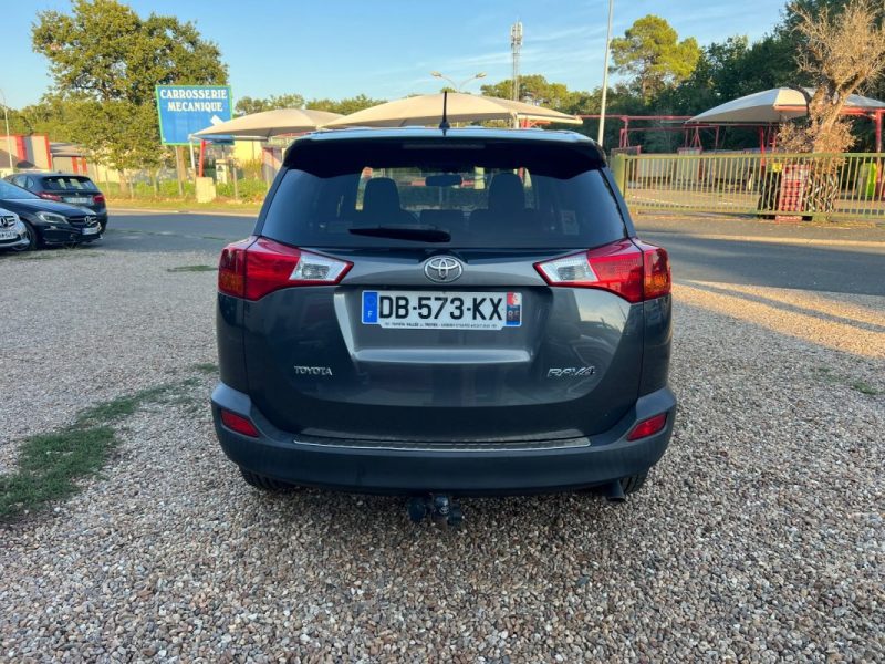 TOYOTA RAV4 124 D-4D 2WD LIFE