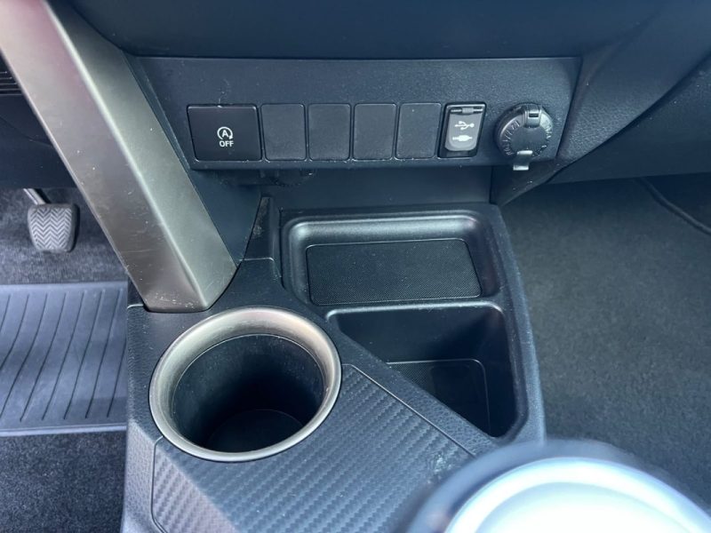 TOYOTA RAV4 124 D-4D 2WD LIFE