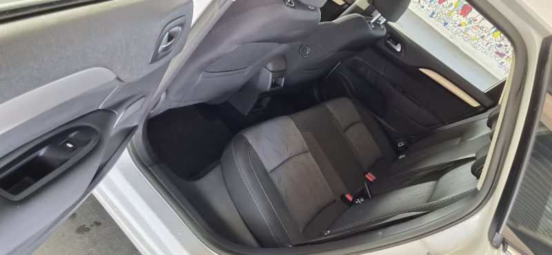CITROEN C4 1.6 HDI 92 CV AN 13 PROPRE 132 KM BIEN EQUIPE