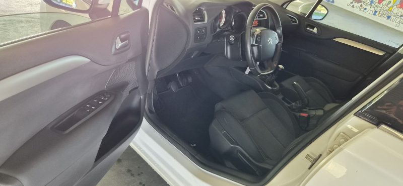CITROEN C4 1.6 HDI 92 CV AN 13 PROPRE 132 KM BIEN EQUIPE