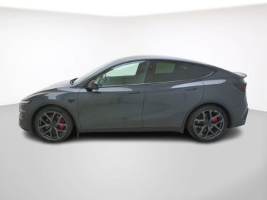 TESLA MODEL Y PERFORMANCE 627 ch AWD 2026