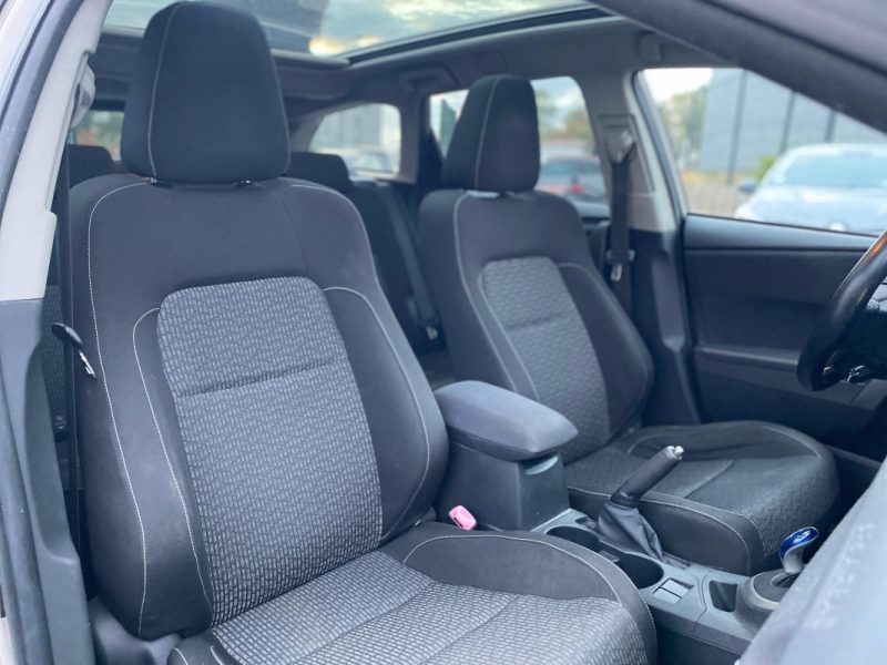 TOYOTA AURIS TOURING SPORTS 1.8 HYBRID 136h SKYVIEW
