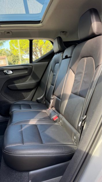 VOLVO XC40 ULTIMATE /TOIT PANO/SIEGE;VOLANT CHAUFFANT/