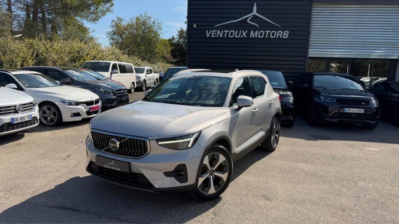 VOLVO XC40 ULTIMATE /TOIT PANO/SIEGE;VOLANT CHAUFFANT/