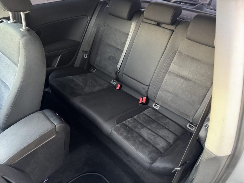 VOLKSWAGEN GOLF 6 CARAT 2009