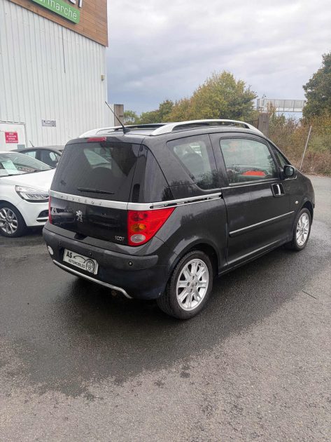 PEUGEOT 1007 1.6 TU 16V 109ch
