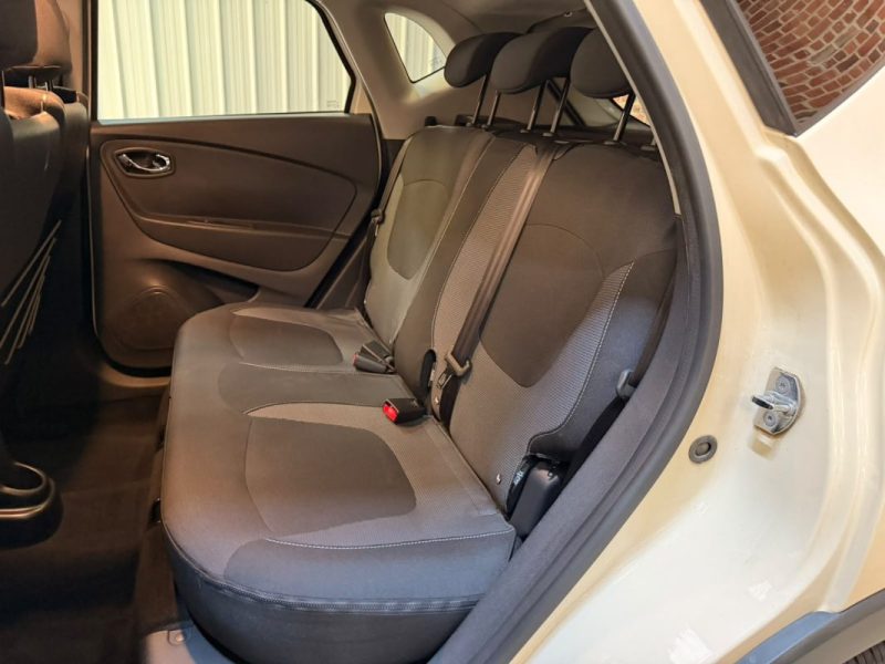 Renault Captur 1.5 dCi 110CH INTENS 