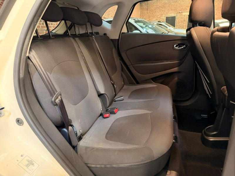 Renault Captur 1.5 dCi 110CH INTENS 