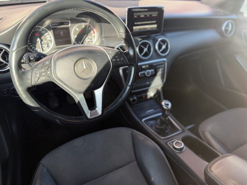 MERCEDES CLASSE A  2014