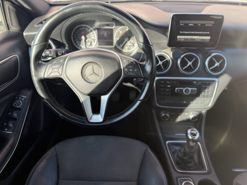MERCEDES CLASSE A  2014