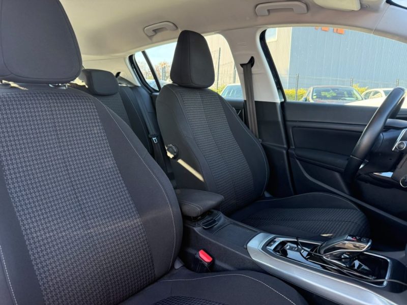 PEUGEOT 308 II 1.5 BlueHDI 130Cv EAT8 / CarPlay - Distrib Faite - Suivi D entretien Complet