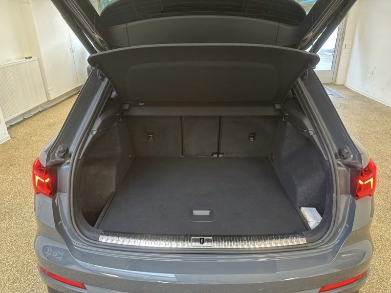 AUDI Q3 40 TDI QUATTRO BLACK EDITION 