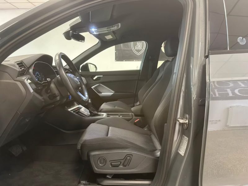 AUDI Q3 40 TDI QUATTRO BLACK EDITION 