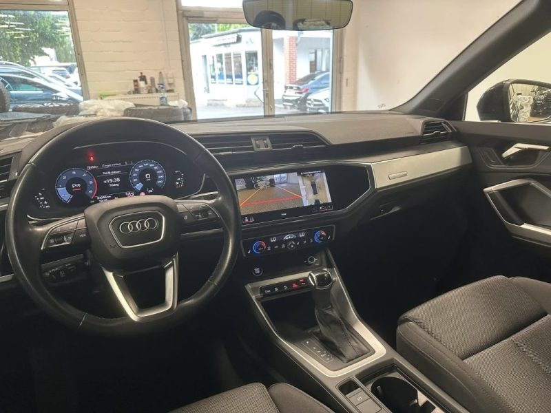 AUDI Q3 40 TDI QUATTRO BLACK EDITION 