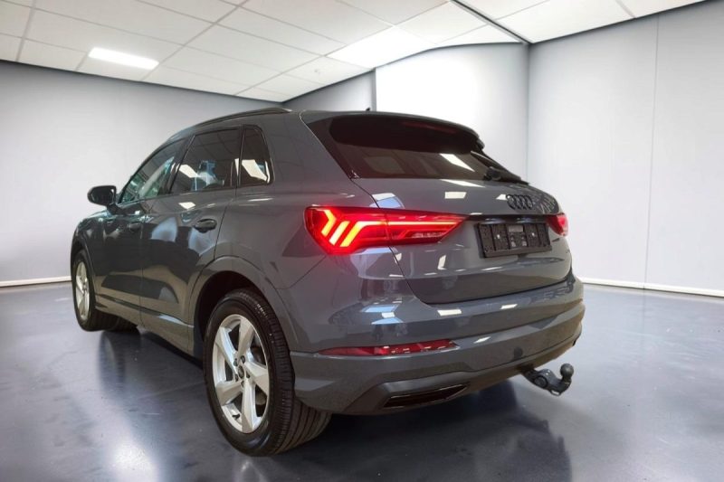 AUDI Q3 40 TDI QUATTRO BLACK EDITION 