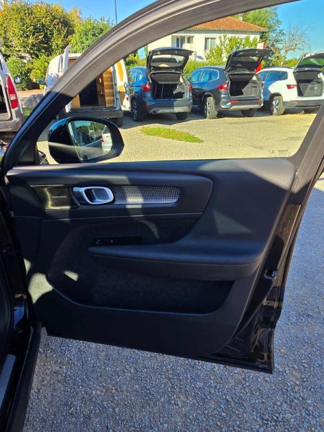 VOLVO XC40 R-DESIGN 2021