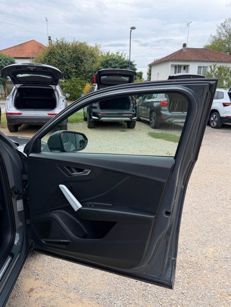 AUDI Q2 BUSINESS LINE 2020