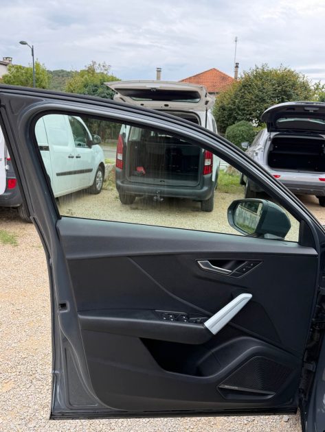 AUDI Q2 BUSINESS LINE 2020