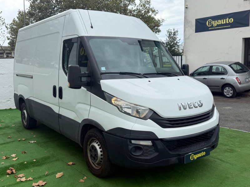 IVECO DAILY  35 S14 VI 2.3 D 136 CV / CAMERA DE RECUL /GARANTIE 12 MOIS  