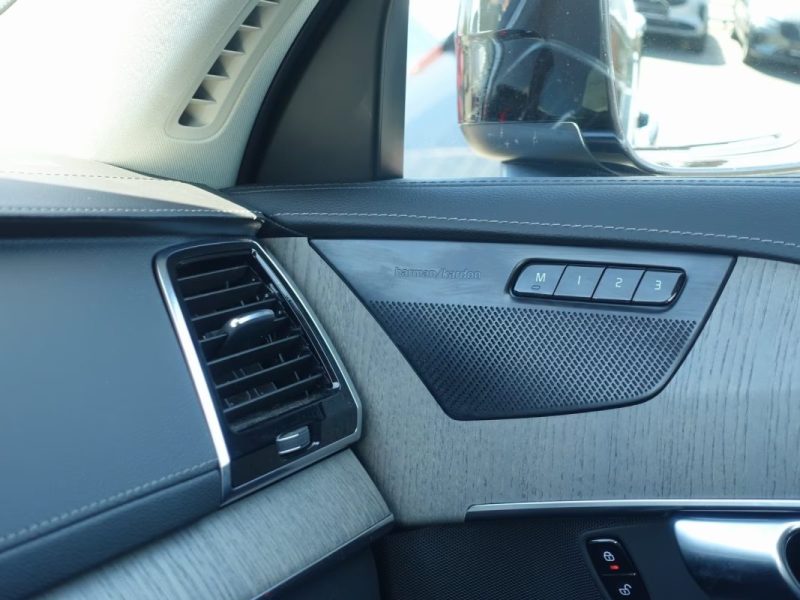 VOLVO XC90 T8 AWD INSCRIPTION LUXE 