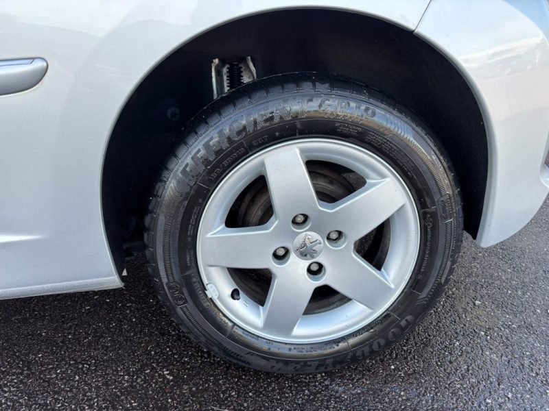PEUGEOT 207 FOREVER 1.4l 95CV 