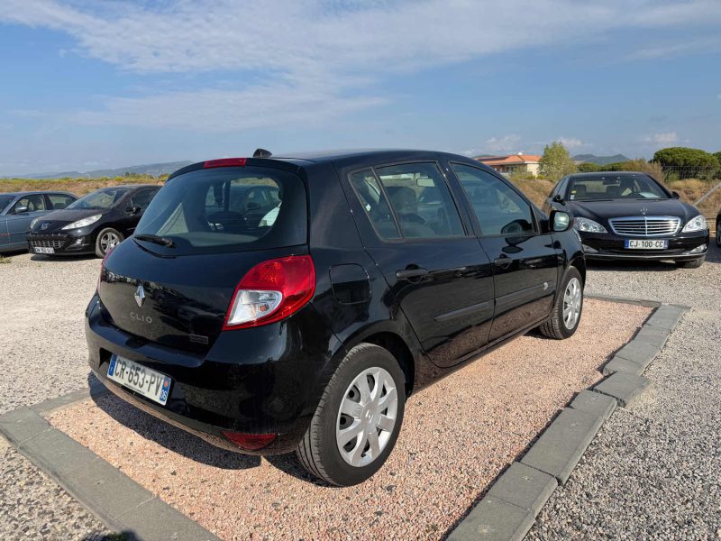 RENAULT CLIO 1.5 DCI 75CV 2013 33800 KM ORGINE