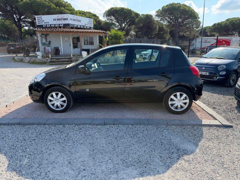RENAULT CLIO 1.5 DCI 75CV 2013 33800 KM ORGINE