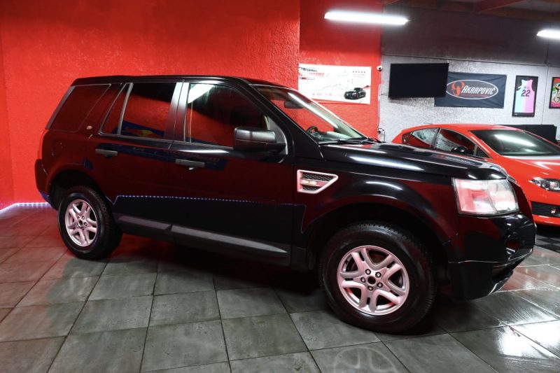 🟢 Land Rover Freelander 2.2 TD4 XS 152 cv Gps Bluetooth Sièges Chauffants ALPINE